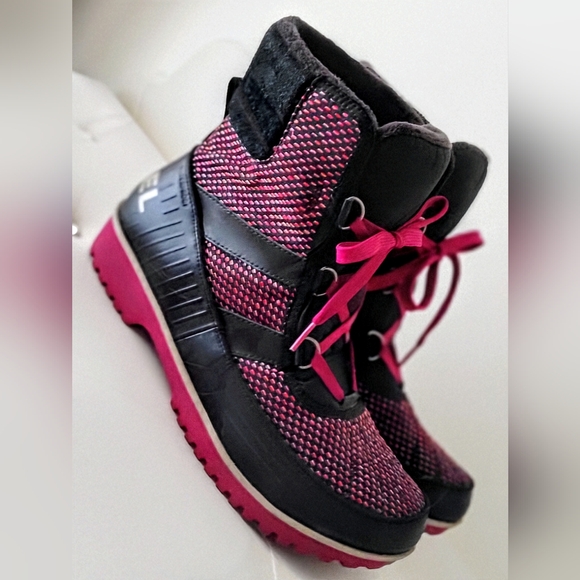 ~~SOREL🖤Tivoli II Winter Boots~~ - Picture 3 of 7